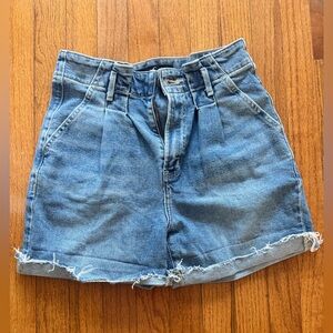 Hollister Ultra High-Rise Mom Jean Denim Shorts with Rolled Frayed Hem